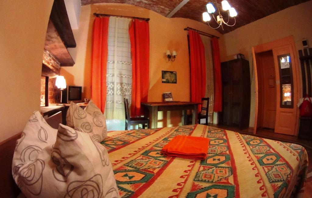 Brasov Apartment In Historic Center Esterno foto